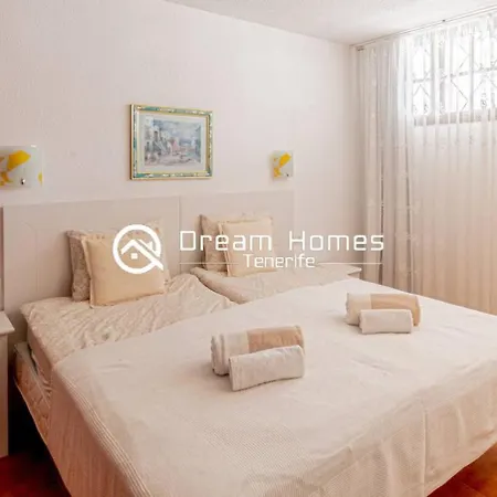 Oceanfront Neptuno By Dream Homes Tenerife Daire